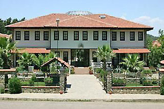 Green Forest Hotel