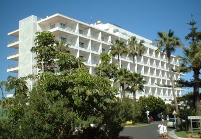 Hotel El Tope, Puerto De La Cruz, Tenerife
Hotel El Tope From The Road
