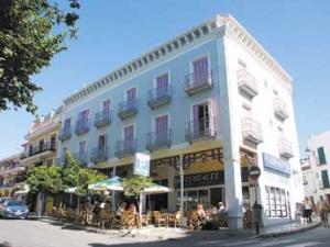 Hotel Plaza Cavana, Nerja, Costa Del Sol Hotel Plaza Cavana